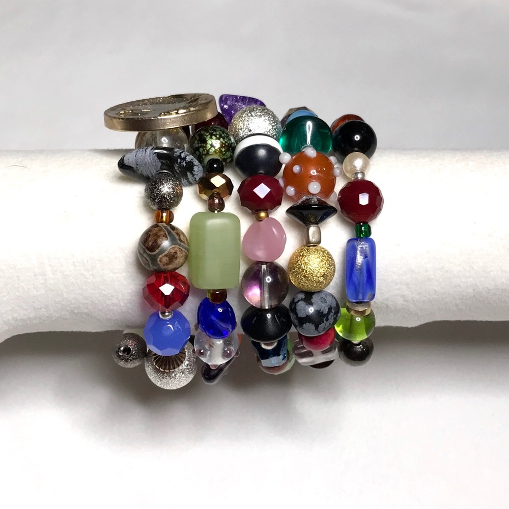 Handmade Bracelet with Vintage & Modern Elements (B25-11H) New Without Tags - Picture 3 of 8